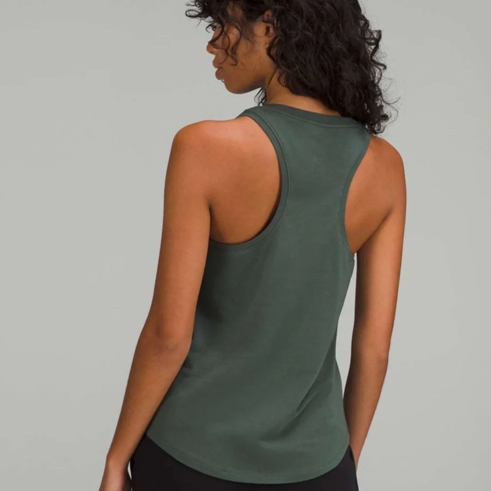 lululemon athletica Deep Olive Scoop Neck Tank - Picture 2 of 6